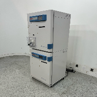 Thermo Forma Series 3 Water Jacketed Double Stack CO2 Incubator image 1